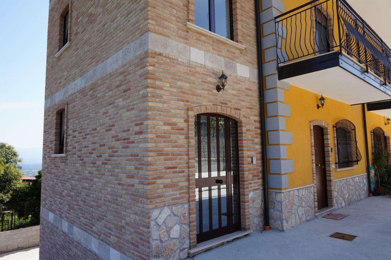 A Casa Di Laura B&B Apartments Campagna Exterior foto